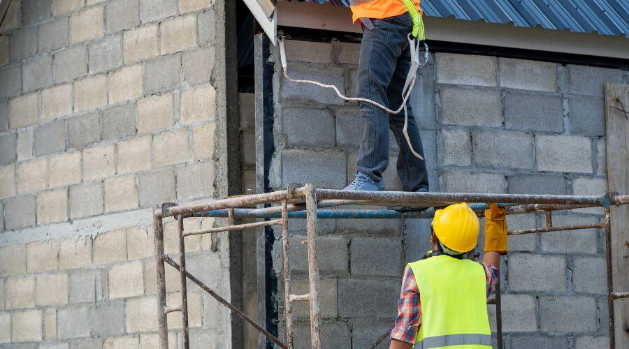 Professional residential roofers in Grahn, KY